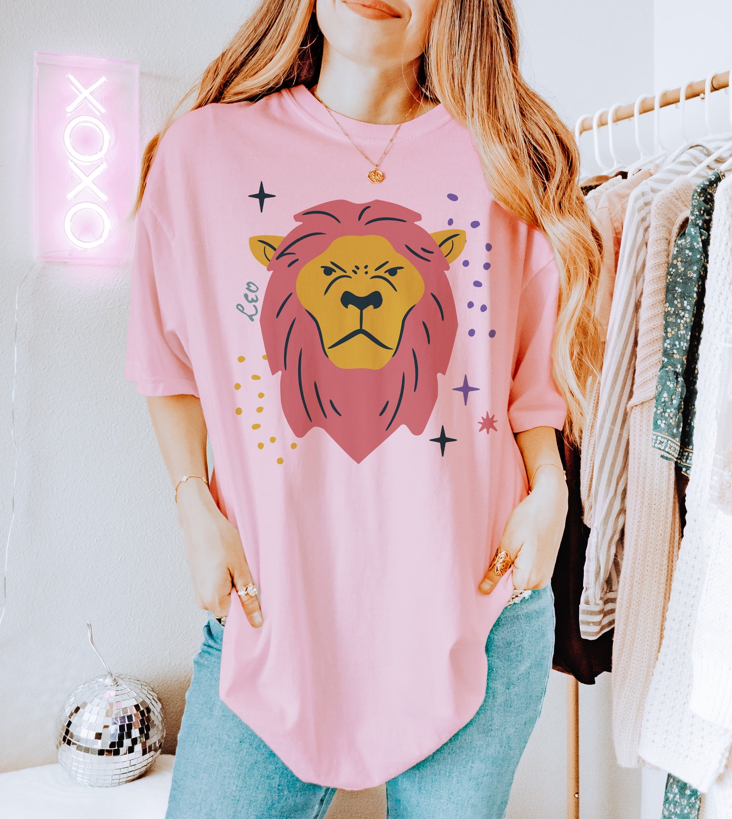 Leo Astrology Graphic Tee