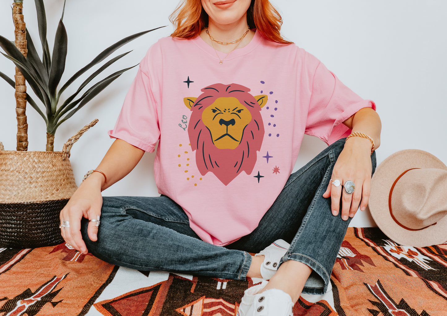 Leo Astrology Graphic Tee