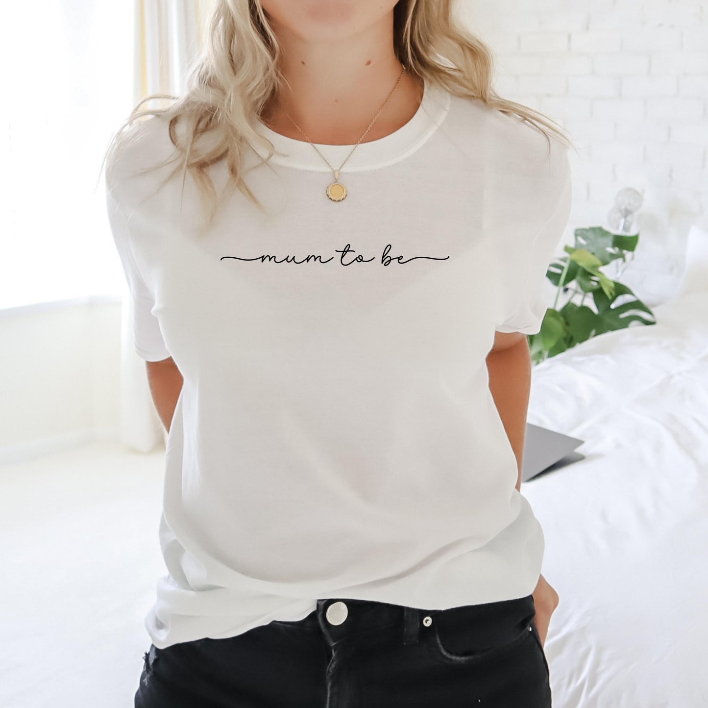 Minimalist Mum To Be T Shirt