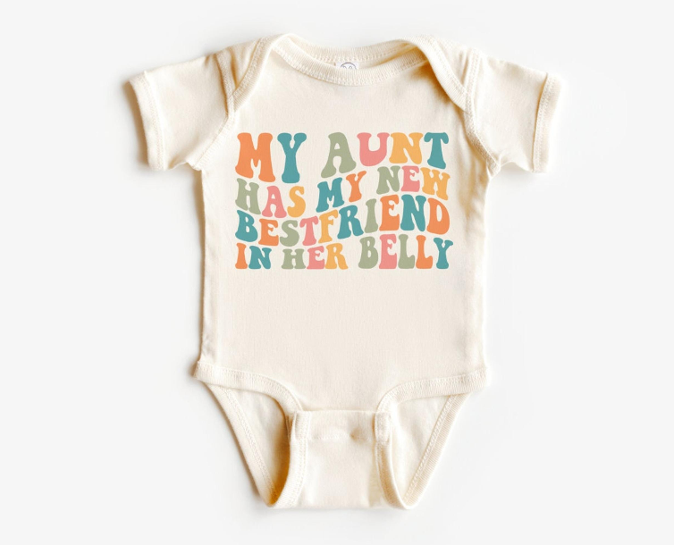 Retro Groovy Aunt Pregnancy Announcement T-shirt